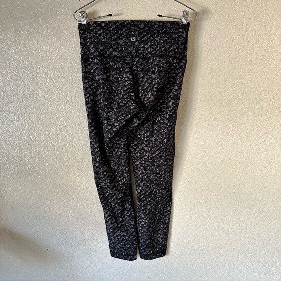 Lululemon Wunder Under Pant (Hi-Rise) (Nulux) leggings size 8 - Picture 9 of 11